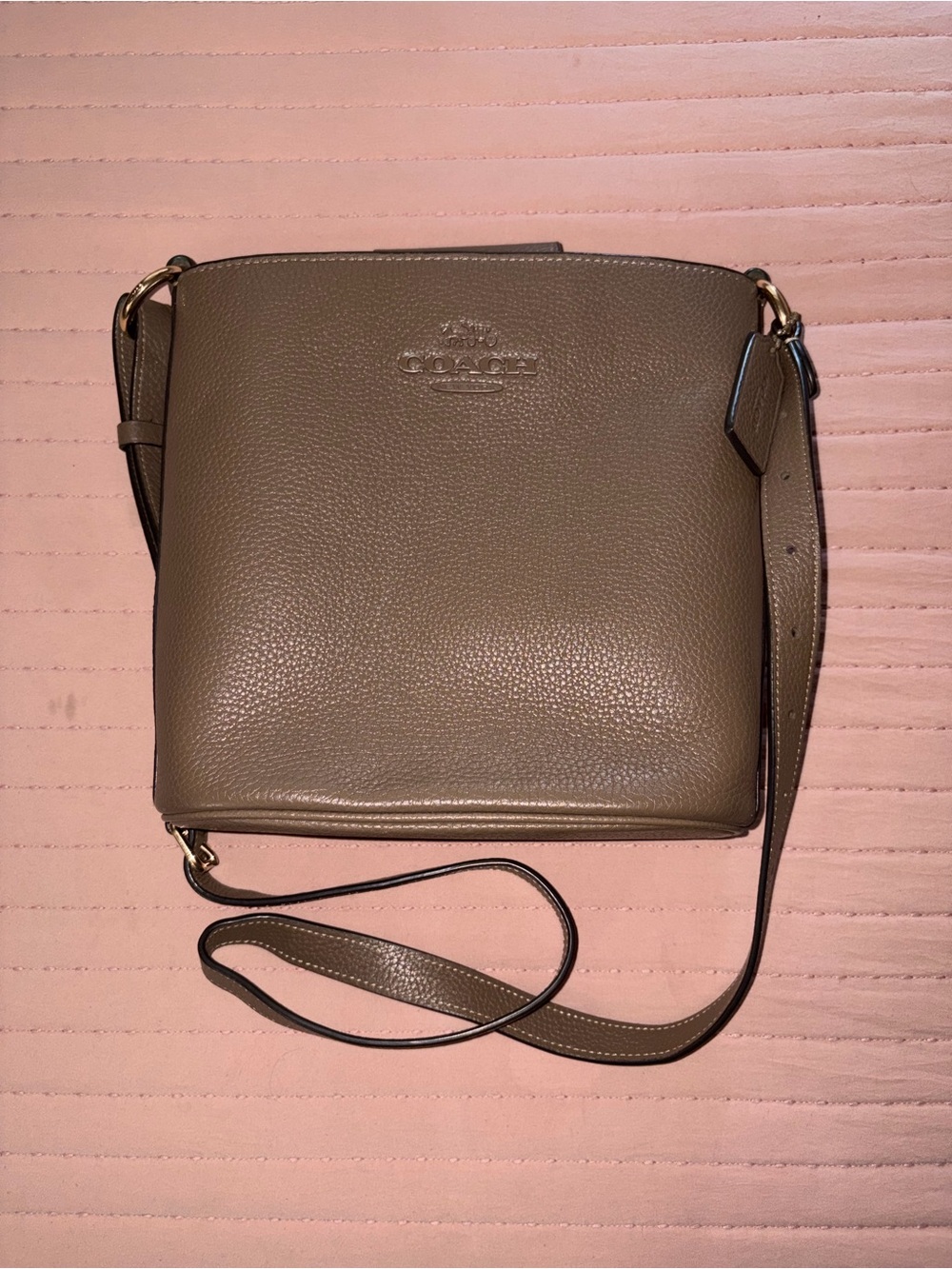 Coach brown Sophie bucket bag in color
Dark Stone